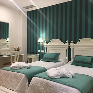Hotel Adriano Boutique ***